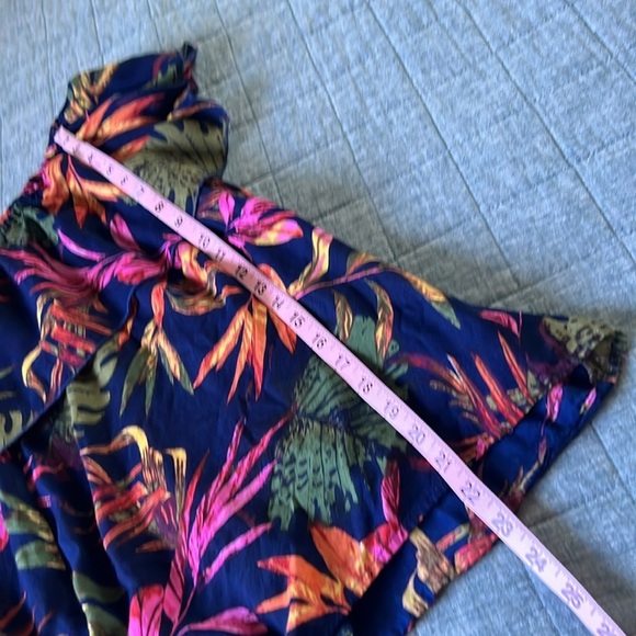 Tropical Floral Off-Shoulder Flowy Ruffle Tie-Front Resort Blouse Navy | 3X - Picture 8 of 8